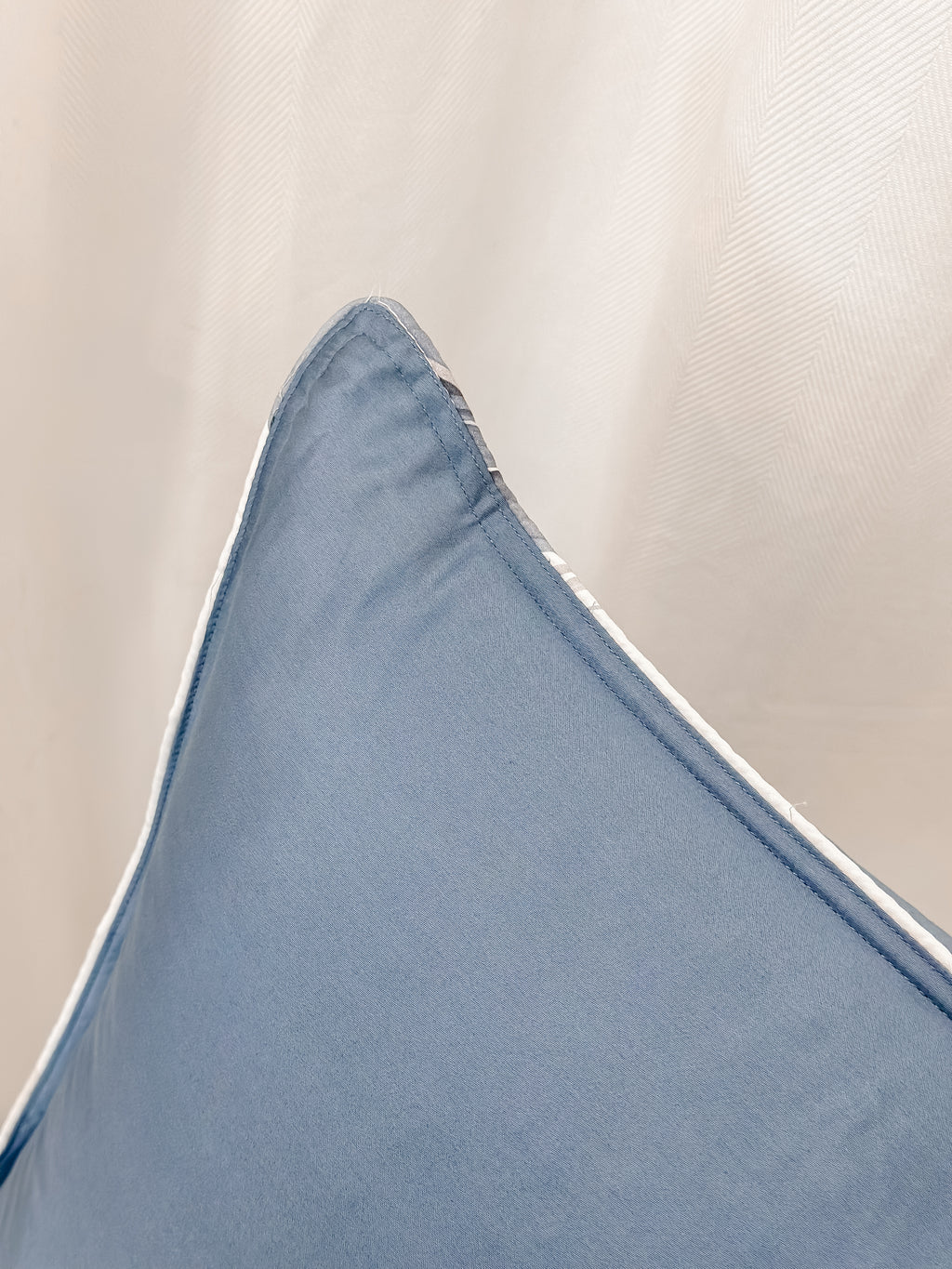 Theo Lumbar Cushion
