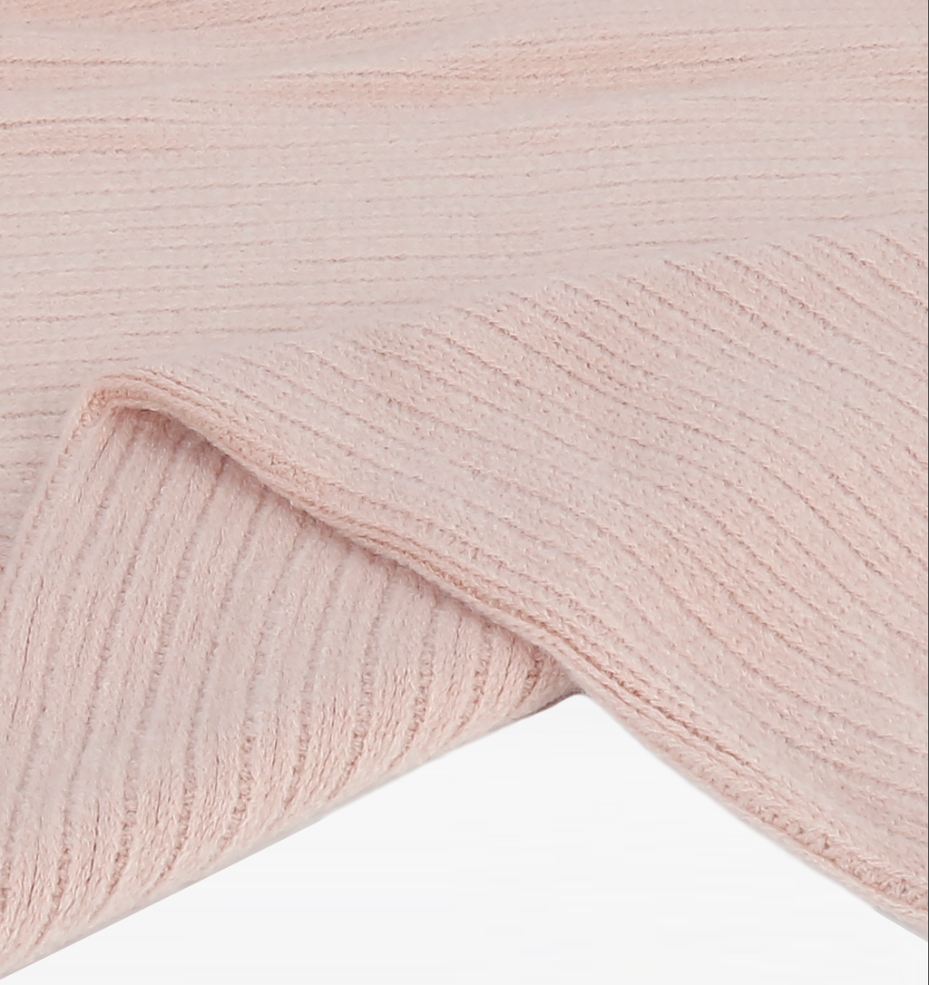 Amie Throw