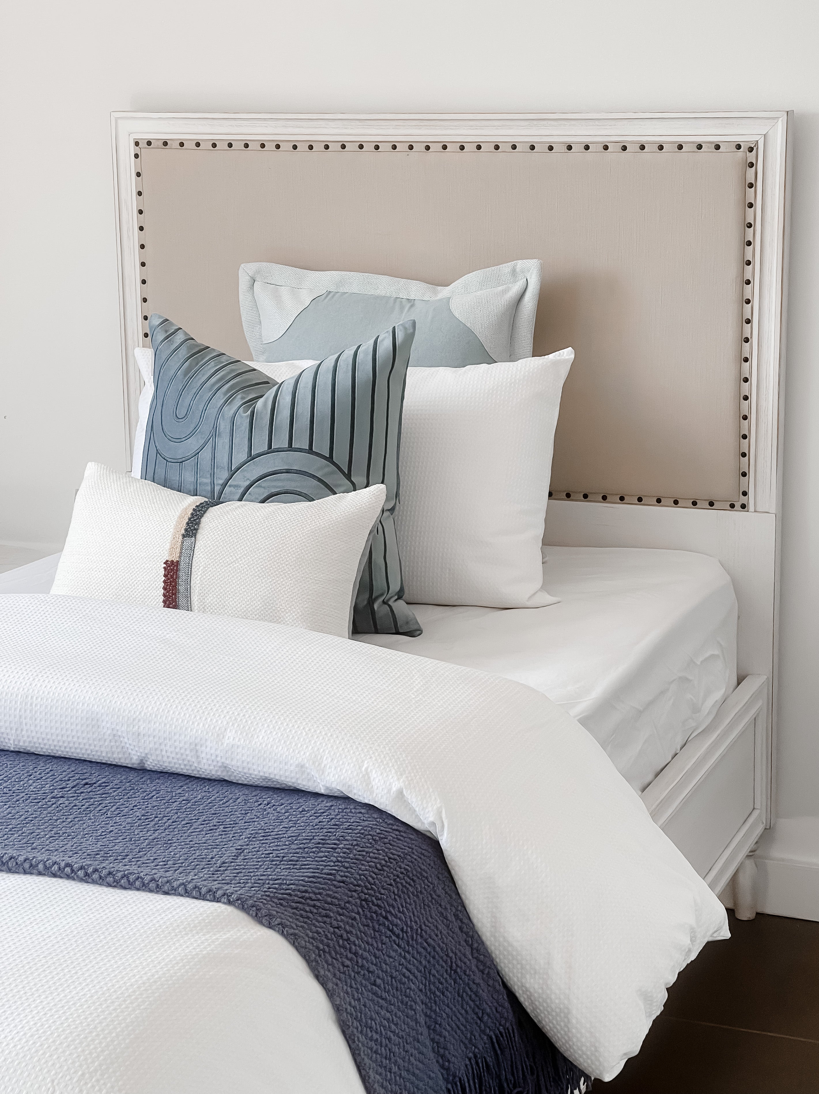 Asher  Cushion