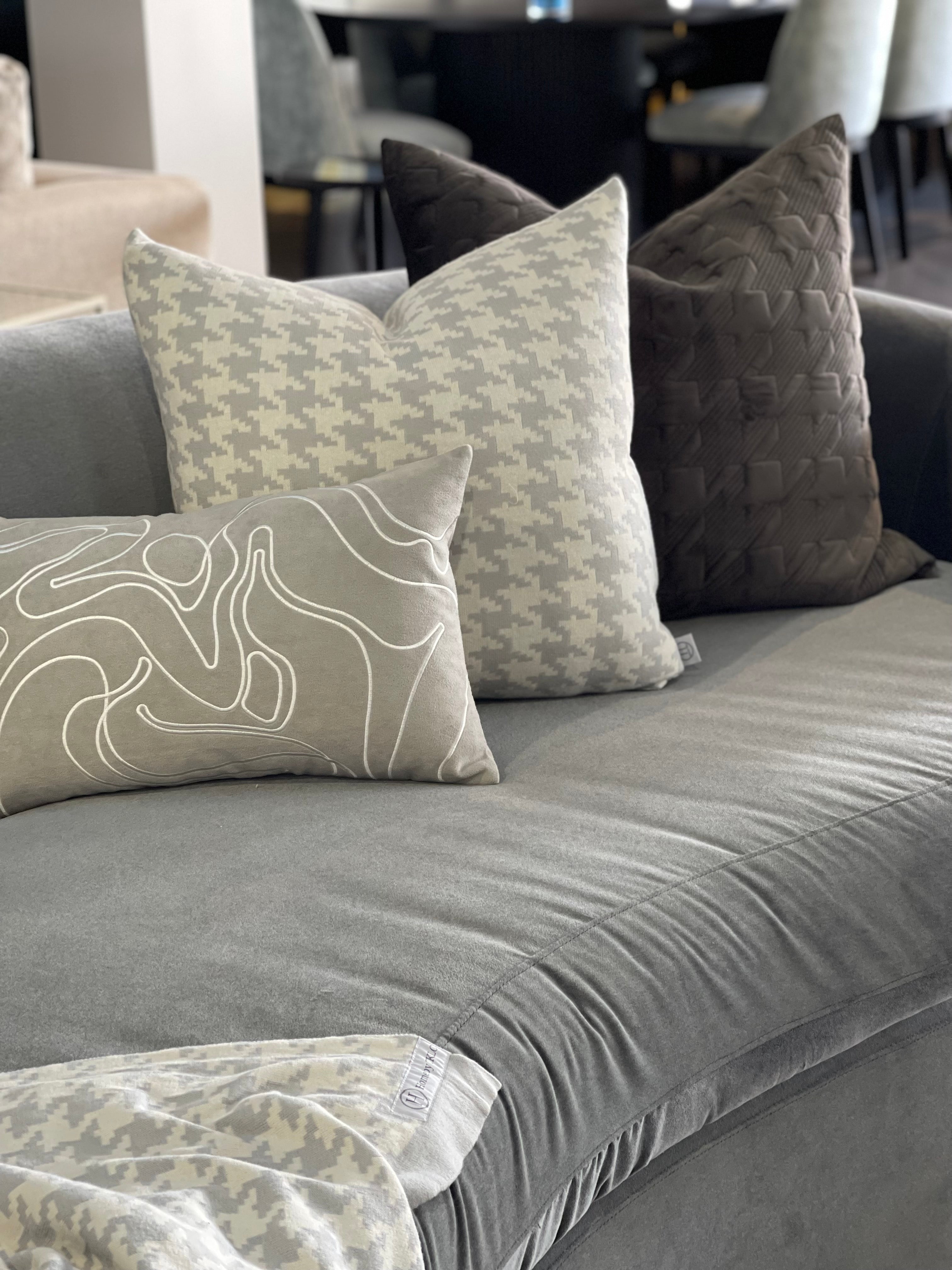 Arden Cushion