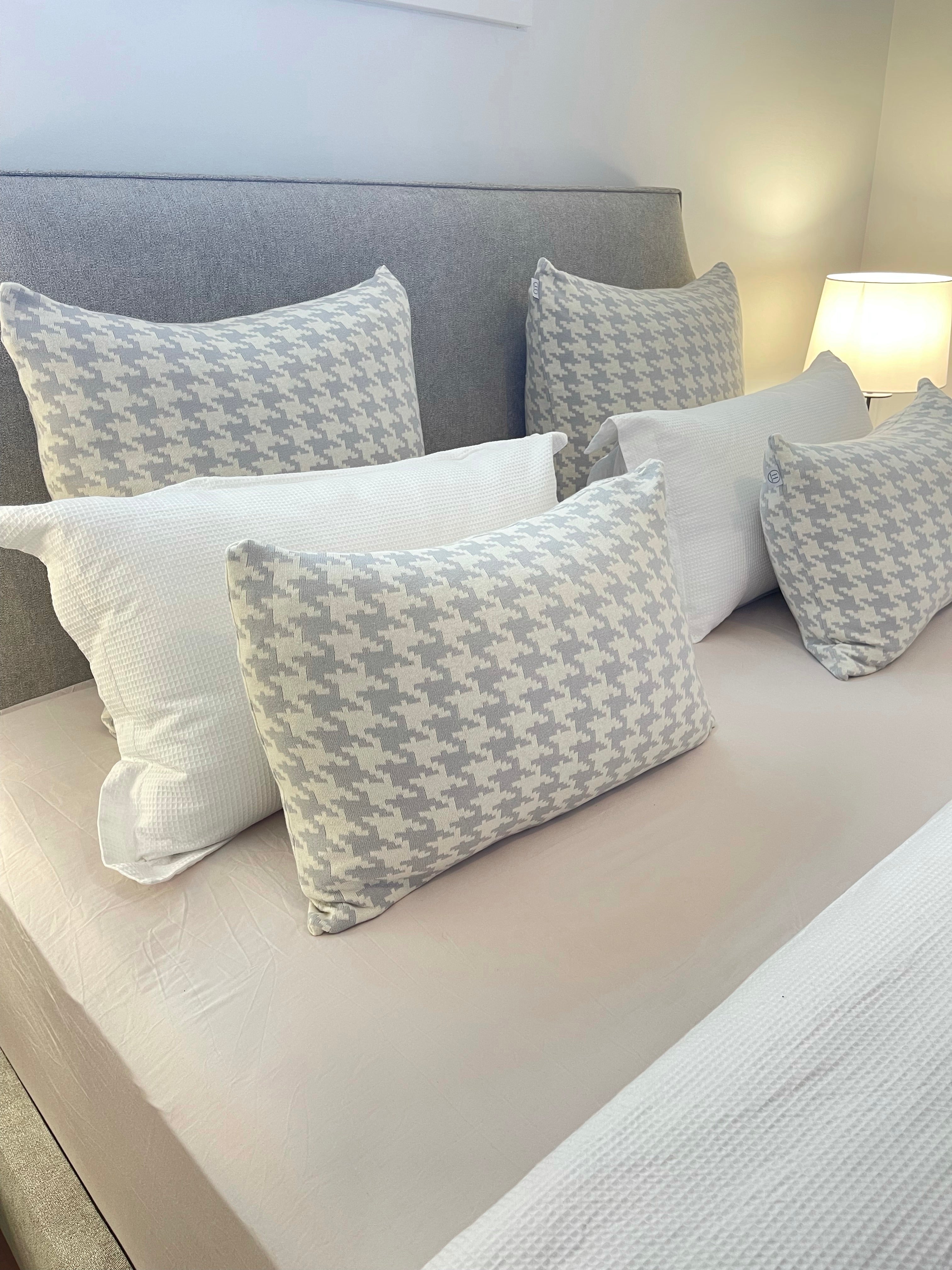 Arden Cushion